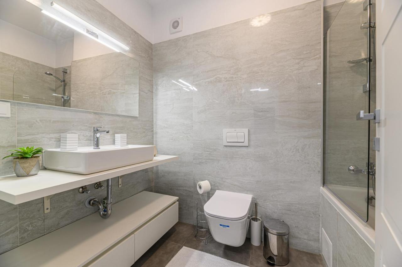 Rentforcomfort Dynamic Apartment Брашов Екстер'єр фото