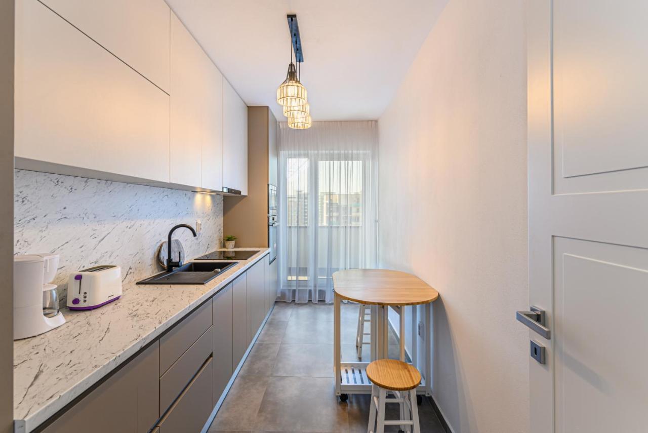 Rentforcomfort Dynamic Apartment Брашов Екстер'єр фото